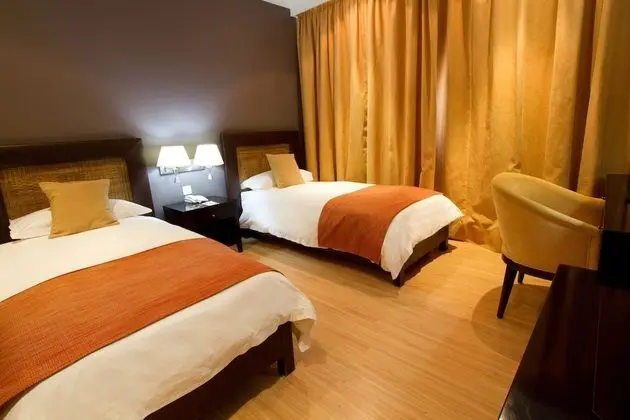 Oda, 2 Tek Kişilik Yatak, Sigara İçilmez, Dağ Manzaralı