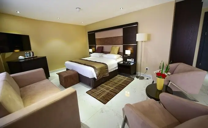 Oda, 1 Büyük (Queen) Boy Yatak, Balkon, Şehir Manzaralı (Club Level)