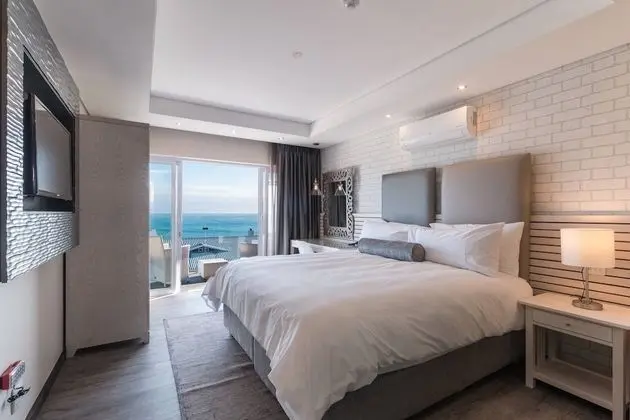 Oda, 1 En Büyük (King) Boy Yatak, Balkon, Liman Manzaralı