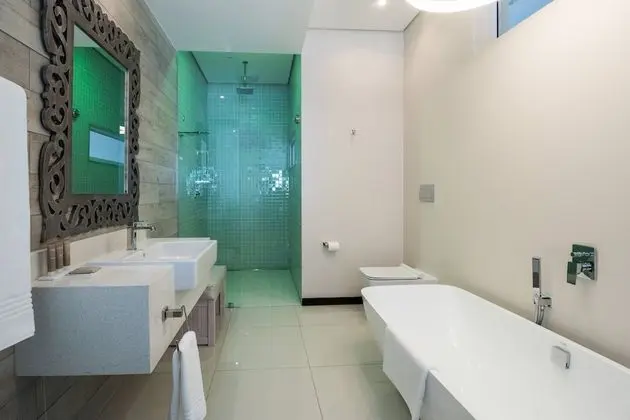 Oda, 1 En Büyük (King) Boy Yatak, Balkon, Liman Manzaralı