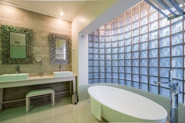 Süit, 1 Yatak Odası, Balkon, Liman Manzaralı