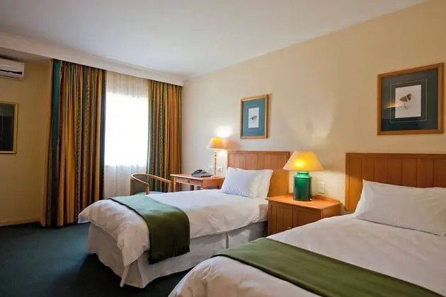 Oda, 2 Tek Kişilik Yatak