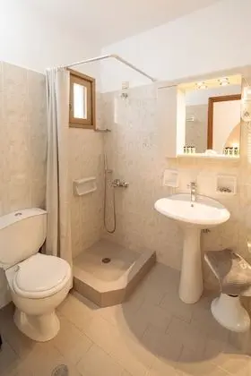 Üç Kişilik Oda, Balkon