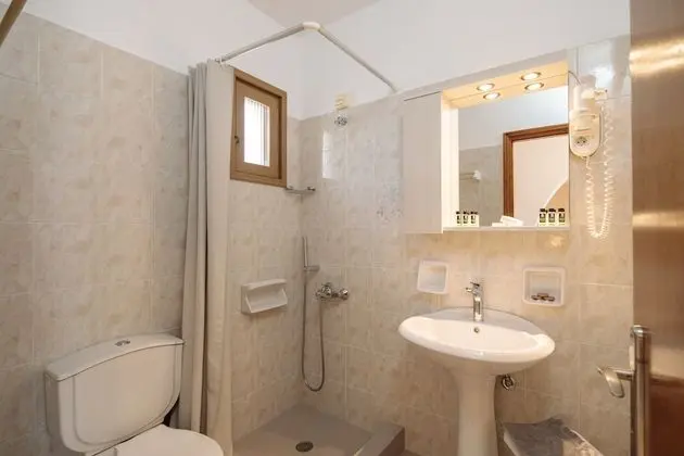 Üç Kişilik Oda, Balkon