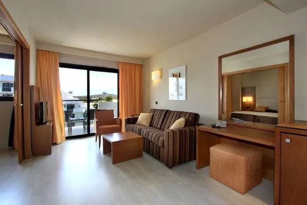 Tek Büyük Yataklı Oda, Balkon