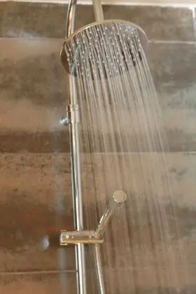 Tek Büyük Yataklı Oda, Balkon