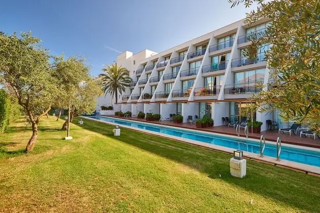 Tek Büyük Yataklı Oda (Swim Up)