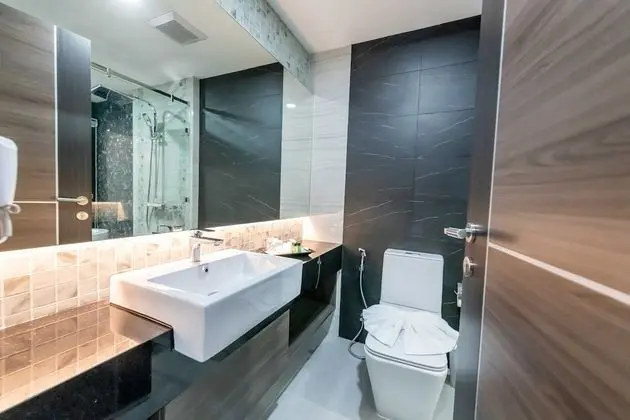 Luxury Oda