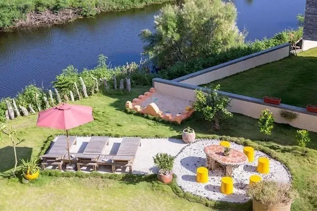 Gallery Tek Büyük Yataklı Oda, 1 Büyük (Queen) Boy Yatak, Balkon, Bahçe Manzaralı