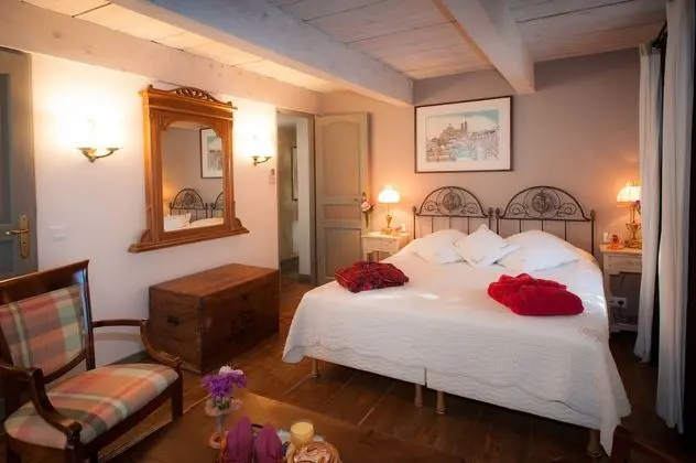 Ev, Sigara İçilmez (La Bastide)
