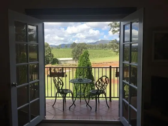 Oda, Balkon (Cabernet)