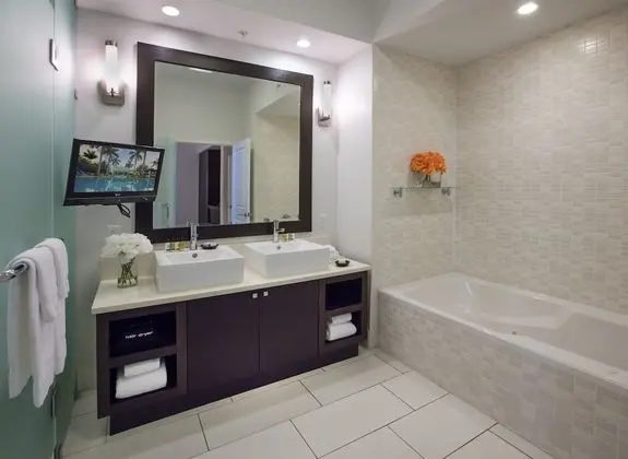 Deluxe Süit, Birden Çok Yatak, Mutfak, Golf Manzaralı (Deluxe One Bedroom Double Suite)
