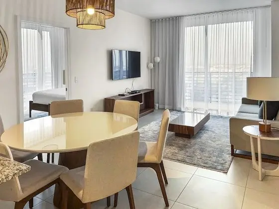 Süit, Birden Çok Yatak, Şehir Manzaralı (Three Bedroom City View)