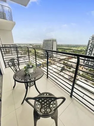 Süit, Birden Çok Yatak, Şehir Manzaralı (Two Bedroom City View)