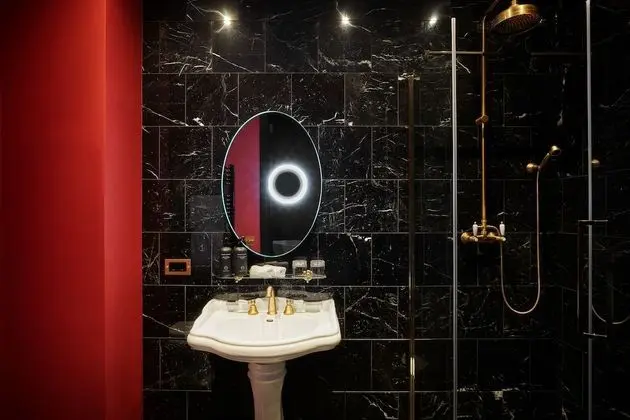 De Luxe