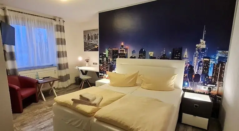 Tek Büyük Yataklı Oda