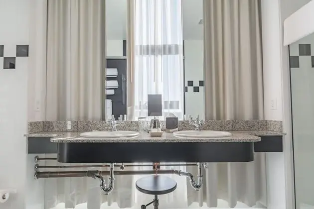 Premium Çatı Katı (Loft), 1 En Büyük (King) Boy Yatak, Köşe