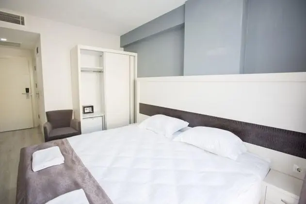 Standart Oda, Şehir Manzaralı