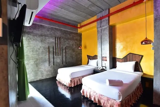 Deluxe Twin Room