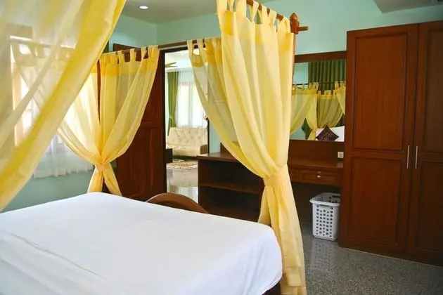 1-Bedroom Villa with Garden View