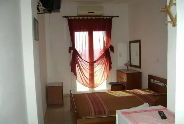 Tek Büyük veya İki Ayrı Yataklı Oda