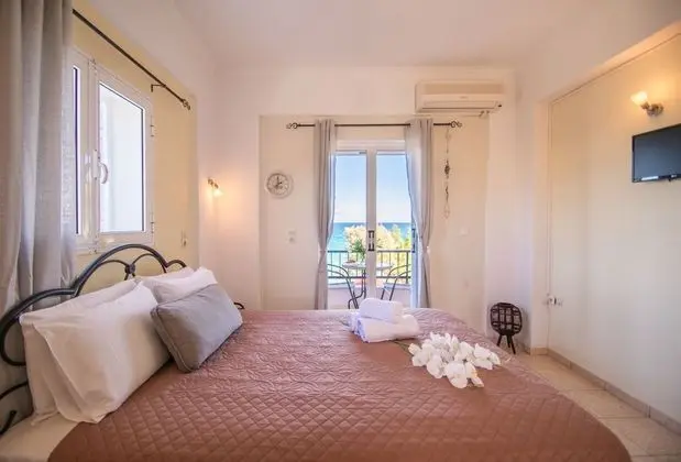 Stüdyo, Deniz Manzaralı