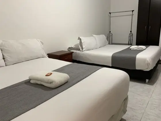 Standard Dört Kişilik Oda, 2 Çift Kişilik Yatak, Sigara İçilmez, Özel Banyo