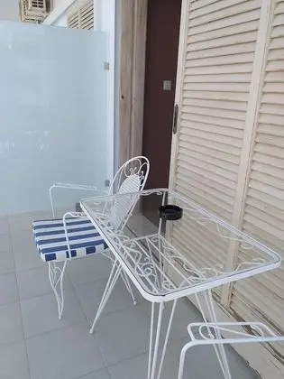 Tek Büyük Yataklı Oda, Balkon, Kısmi Deniz Manzaralı