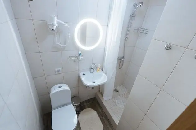 Standard Tek Büyük Yataklı Oda