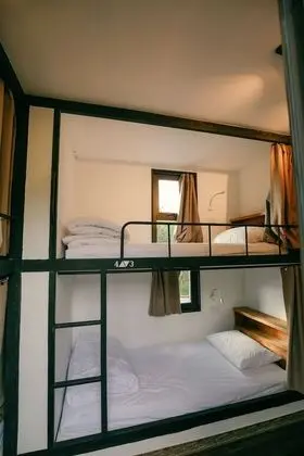 Ortak Ranzalı Oda, Sadece kadınlar için
