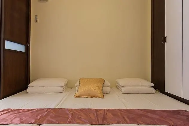 Traditional Üç Kişilik Oda, Ortak Banyo
