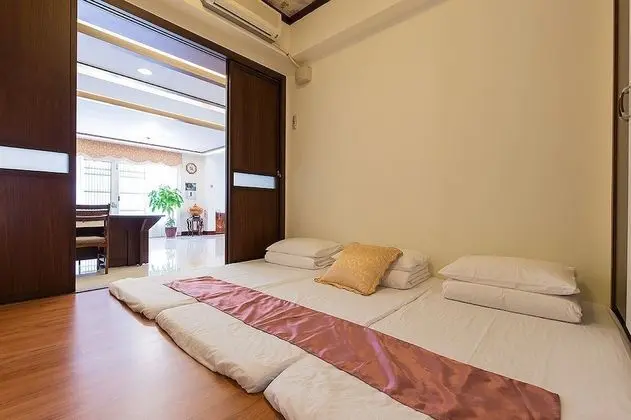 Traditional Üç Kişilik Oda, Ortak Banyo