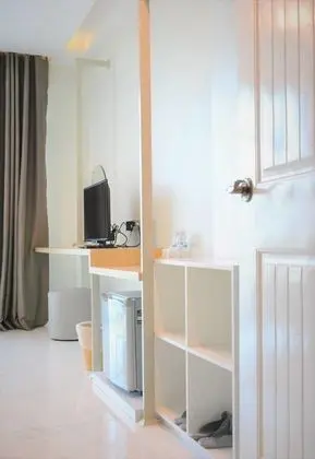 Suite with Mountain View