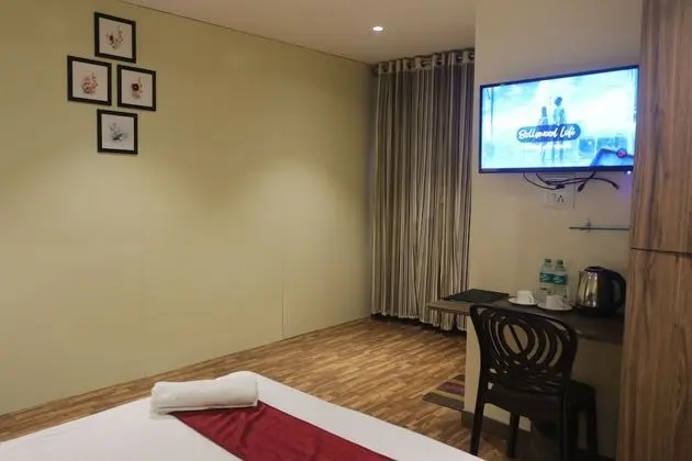 Deluxe Tek Büyük Yataklı Oda