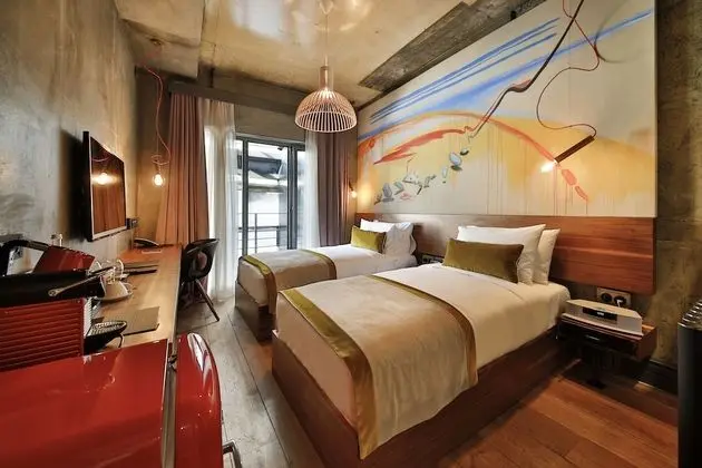 Standard Twin Room