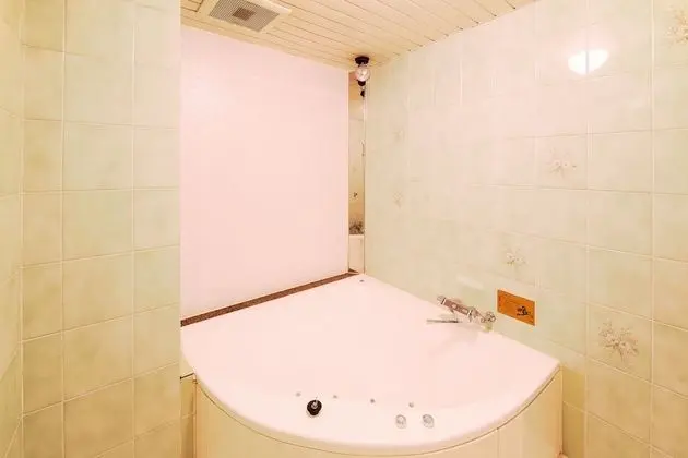 Dört Kişilik Oda, Sigara İçilmez