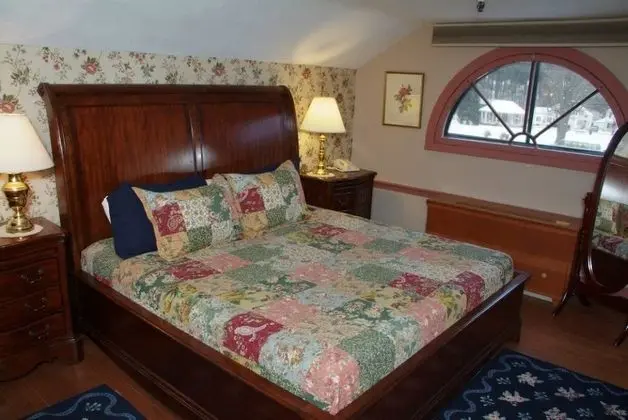 Oda (Publick House King Suite )