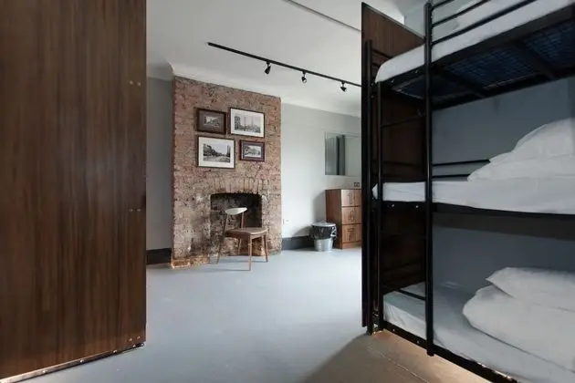 Private 9-Bed Dormitory with Shared Bathroom