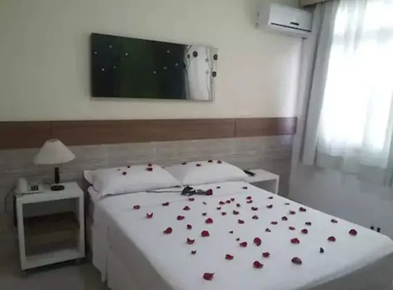 Basic Tek Büyük veya İki Ayrı Yataklı Oda