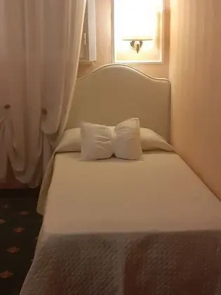 Tek Kişilik Oda