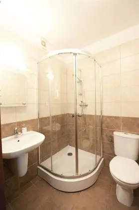 Standard Tek Büyük veya İki Ayrı Yataklı Oda, Balkon