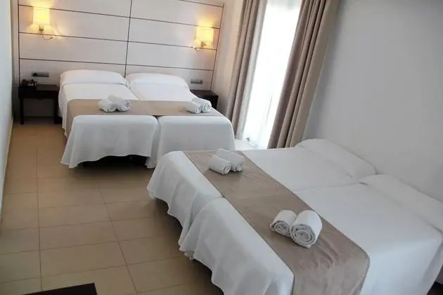 Dört Kişilik Oda