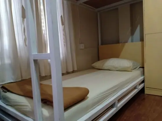 Economy Ortak Ranzalı Oda