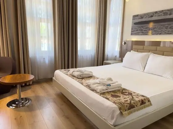 Deluxe Oda, 1 Çift Kişilik Yatak