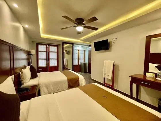 Luxury Tek Büyük Yataklı Oda, 2 Çift Kişilik Yatak