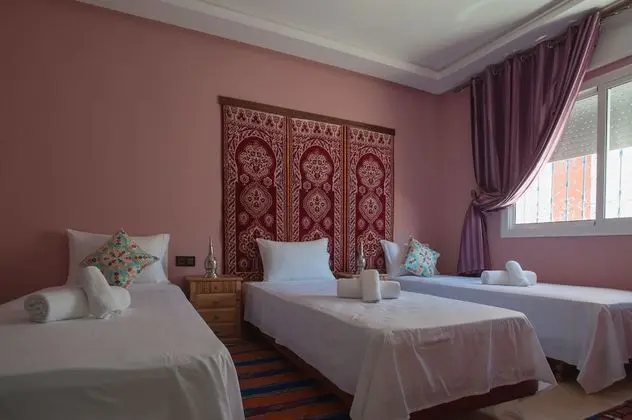 Üç Kişilik Oda (Suite Jeblii)