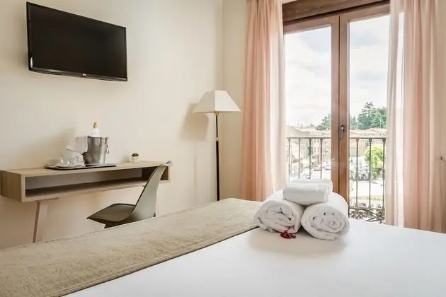 Tek Büyük veya İki Ayrı Yataklı Oda