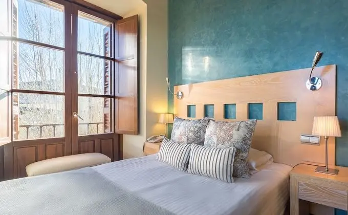 Tek Büyük Yataklı Oda, Sıcak Su Küveti, Dağ Manzaralı