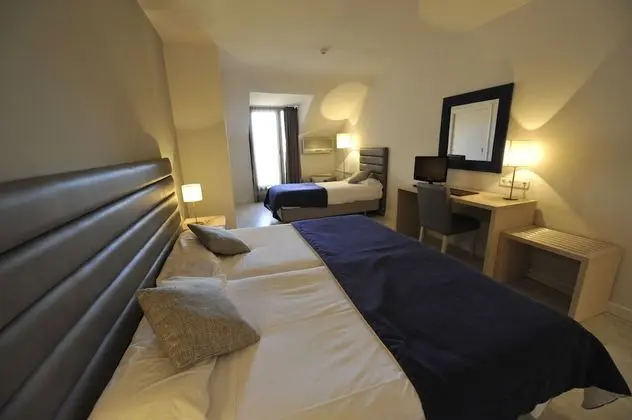 Üç Kişilik Oda, 3 Tek Kişilik Yatak (3 adults)