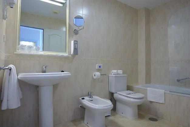 Tek Büyük veya İki Ayrı Yataklı Oda